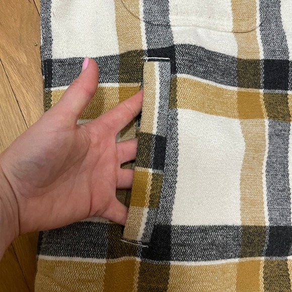 American Eagle Men's Large Yellow Cream Oversized Plaid Flannel Shirt Jacket - Picture 3 of 6